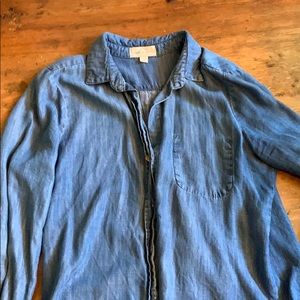 Cloth & Stone Chambray button up